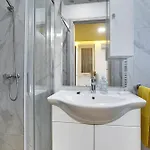 Magdi A-b Apartamento *