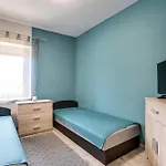 Magdi A-b Apartamento *
