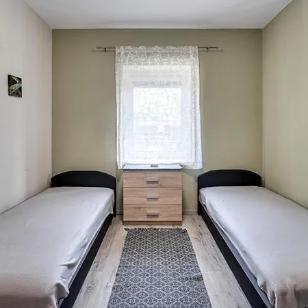 Magdi Vendeghaz A-b Apartment Celldomolk