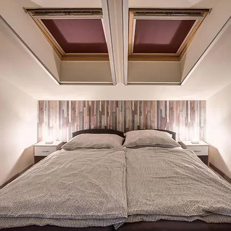 Magdi Vendeghaz A-b Apartment *
