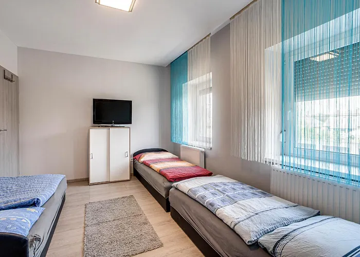 Magdi Vendeghaz A-b * Celldömölk