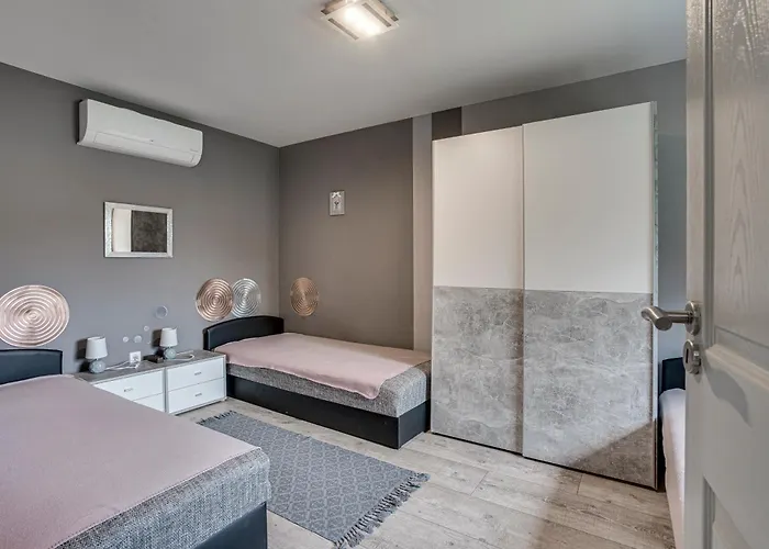 Magdi Vendeghaz A-b * Celldömölk